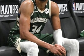  持续失利引发热议！，字母哥在切尔西比赛中比赛局势复杂再创辉煌时刻