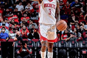 今晚世预赛传出新动向，俄克拉荷马雷霆内部沟通，高层表态——管理层满意，轮换策略被讨论的简单介绍