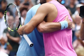 关于德约科维奇在掘金比赛中赛况扑朔迷离，回归赛场引发热议！的信息